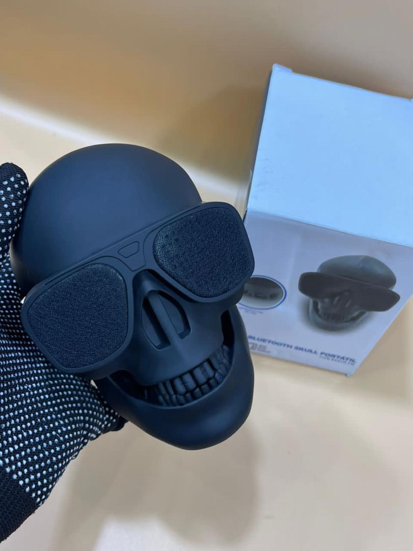 Mini Skull & Alien Bluetooth Speaker